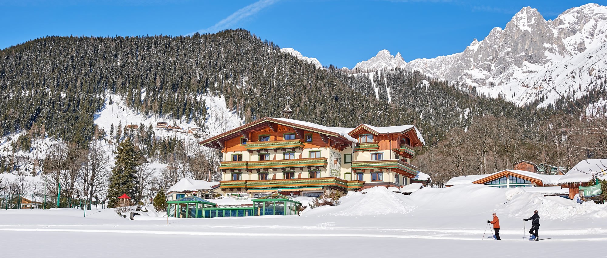 4 Sterne Hotel Pension Jagdhof in Ramsau am Dachstein direkt am Lift und an der Loipe